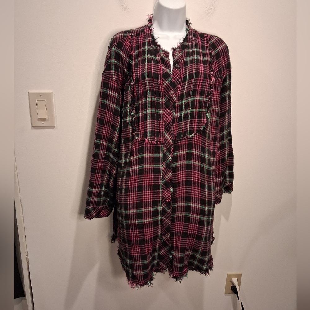 Free People Size M Pink/green Plaid Distressed Button Up Top